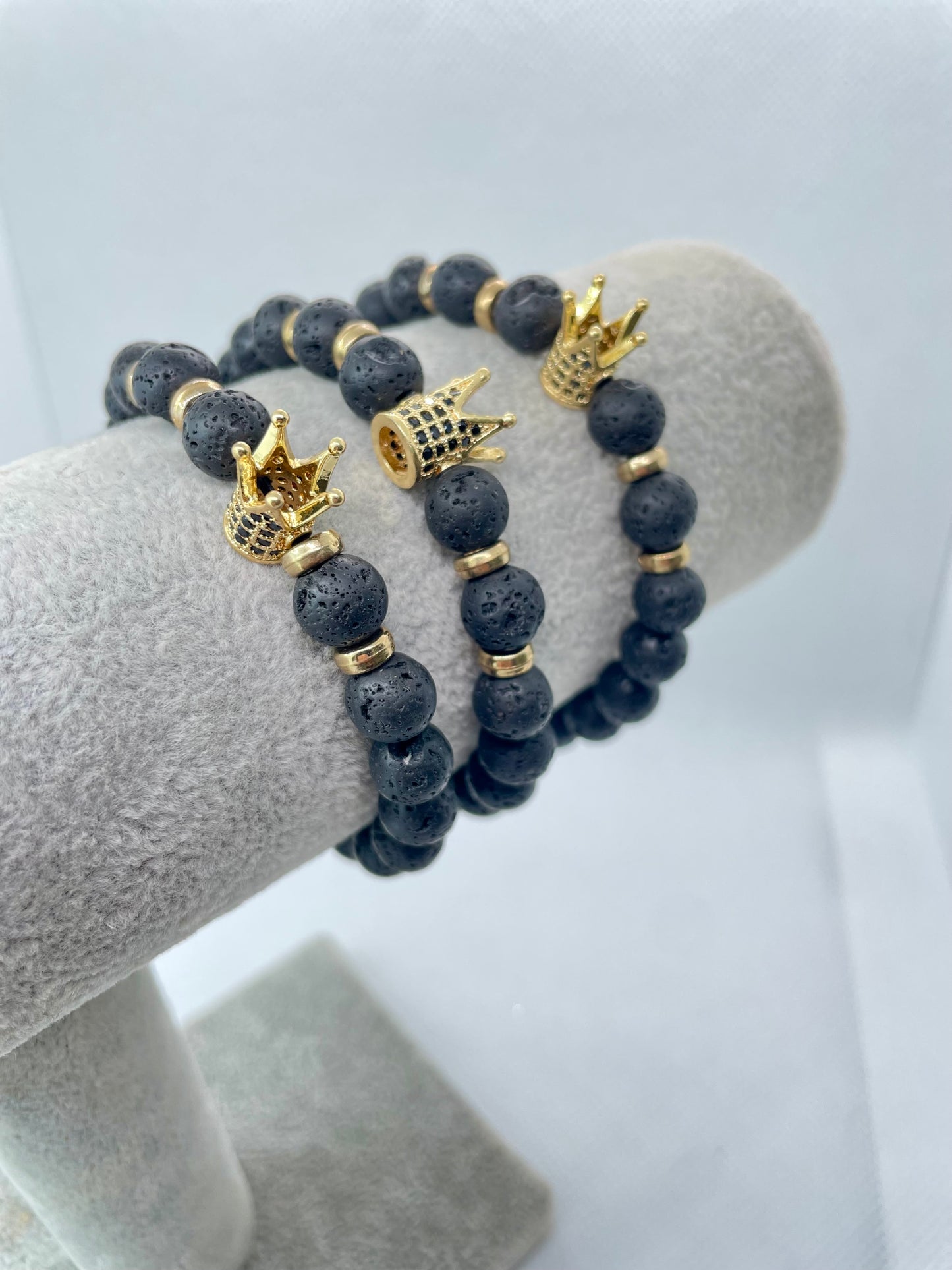 Bracelet Couronne Dorée - Pierre de Lave