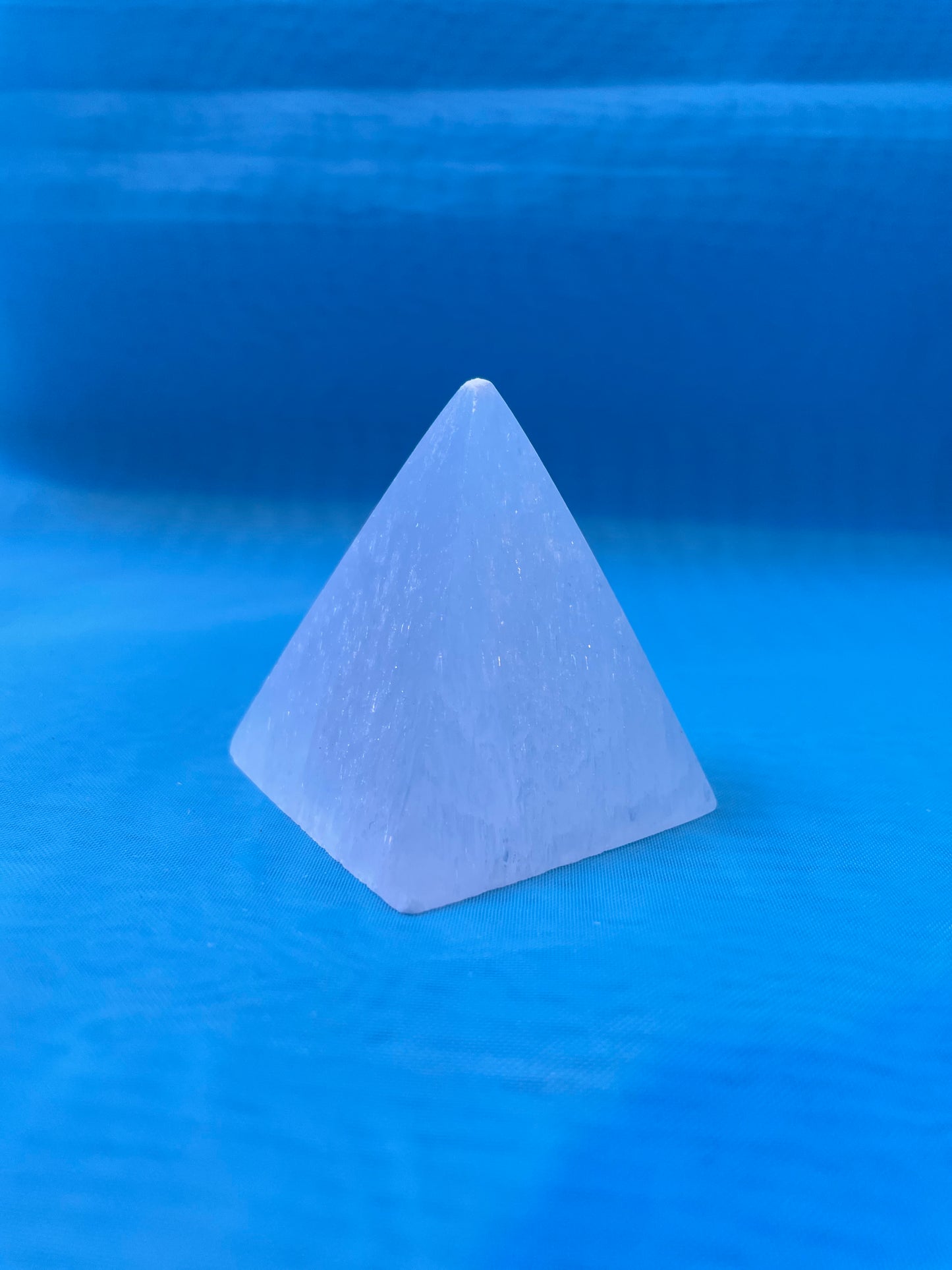 Pyramide de Sélénite 5cm