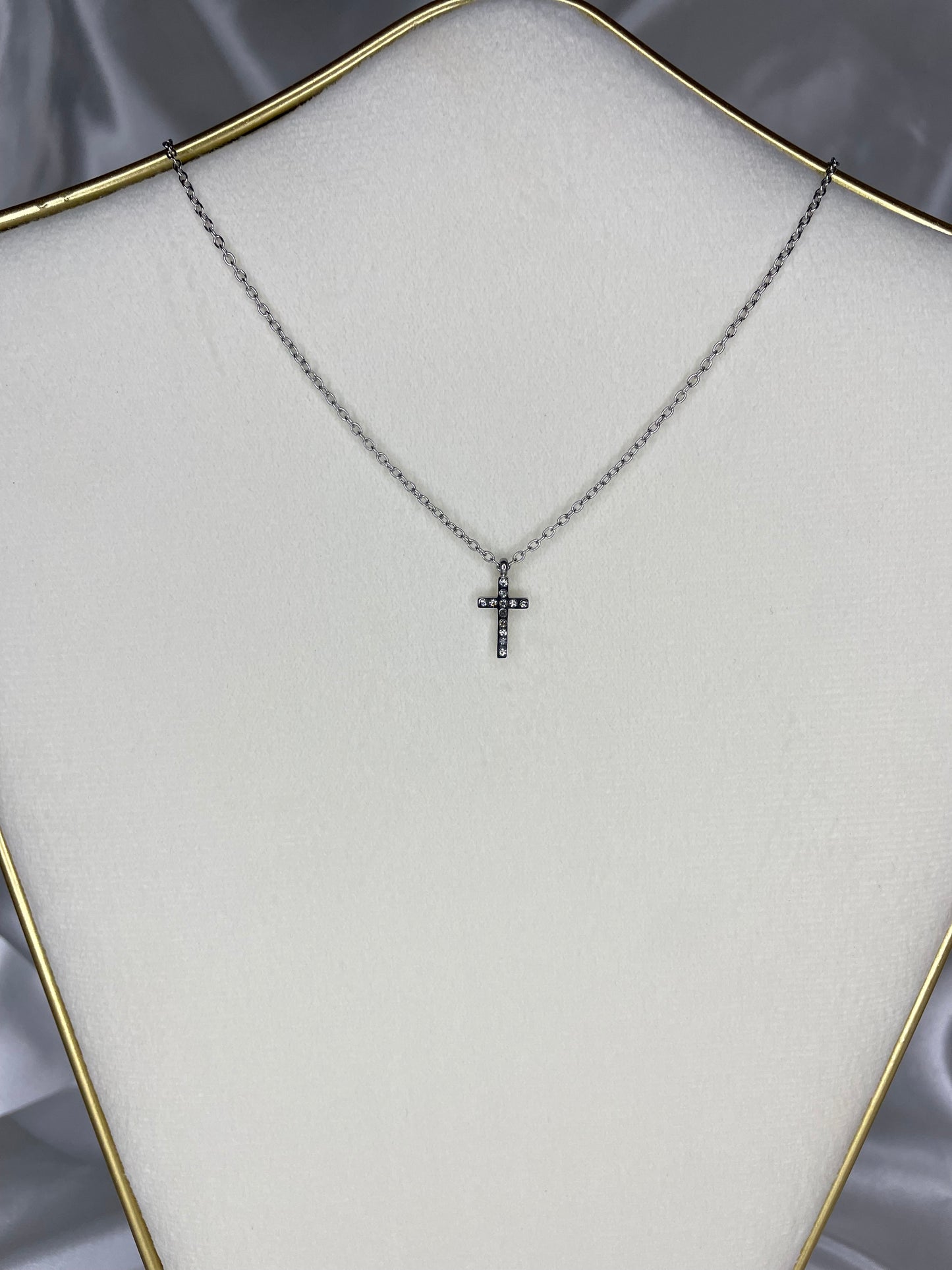 Collier Crucifix