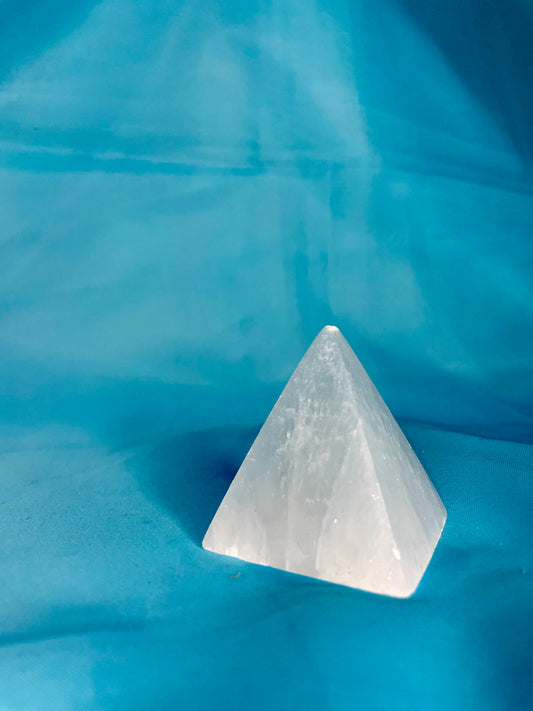 Pirâmide de Selenite 5cm