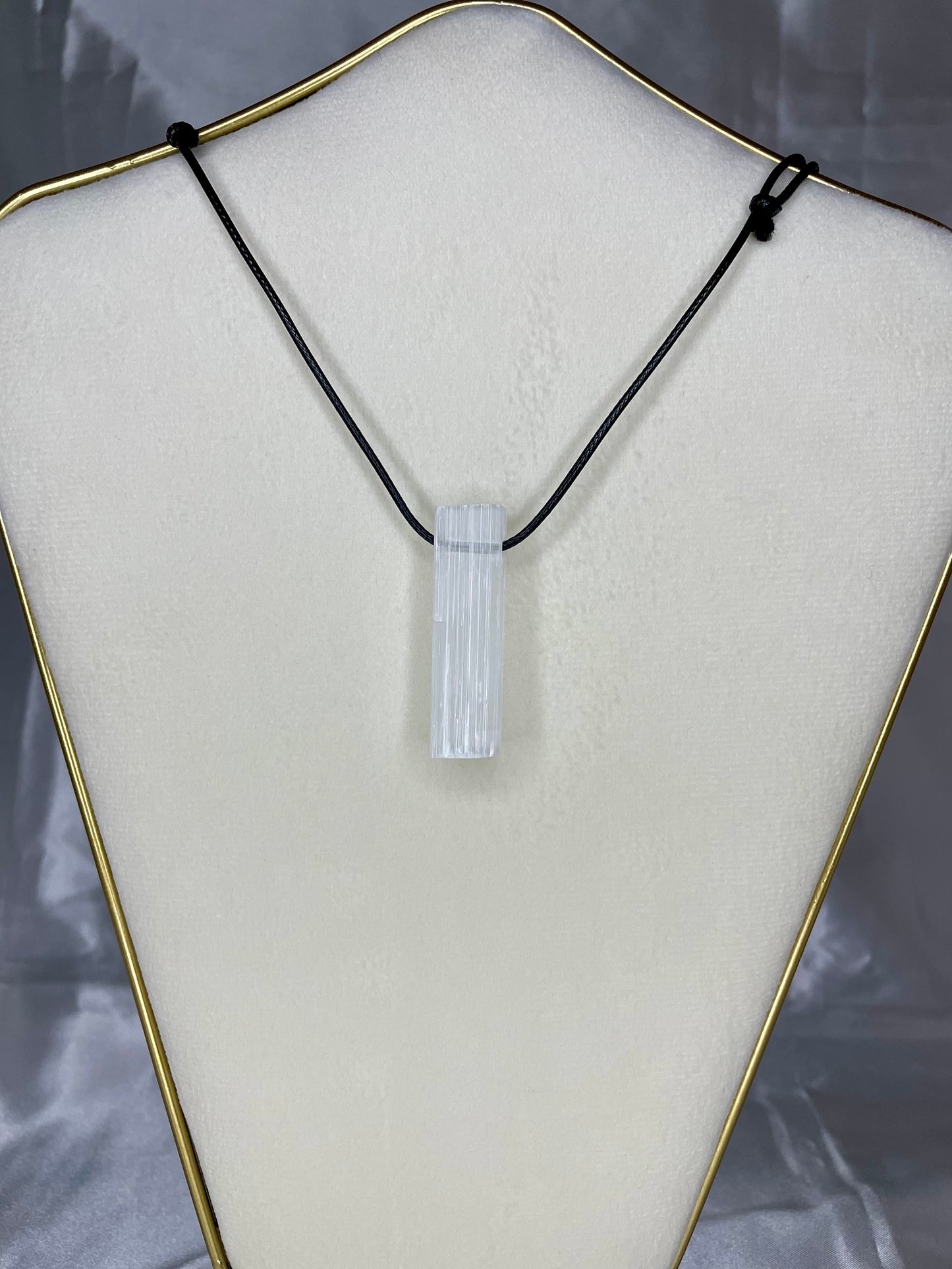 Colar de Selenite