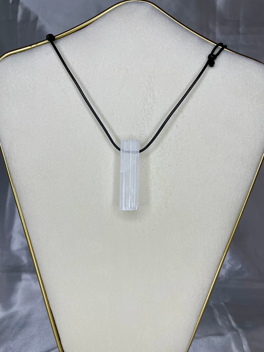 Colar de Selenite