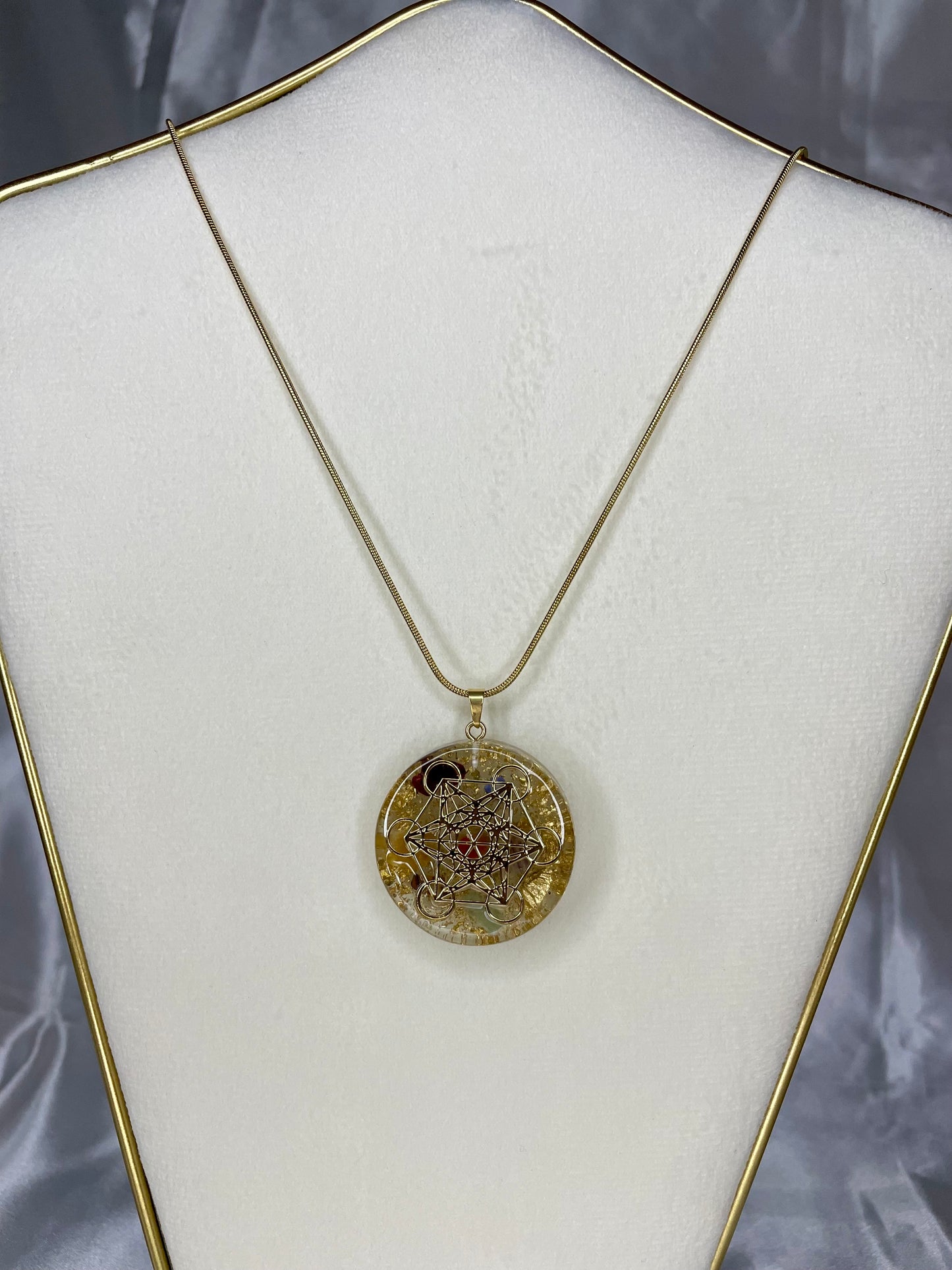 Colar Orgonite -  Cubo De Metatron 2